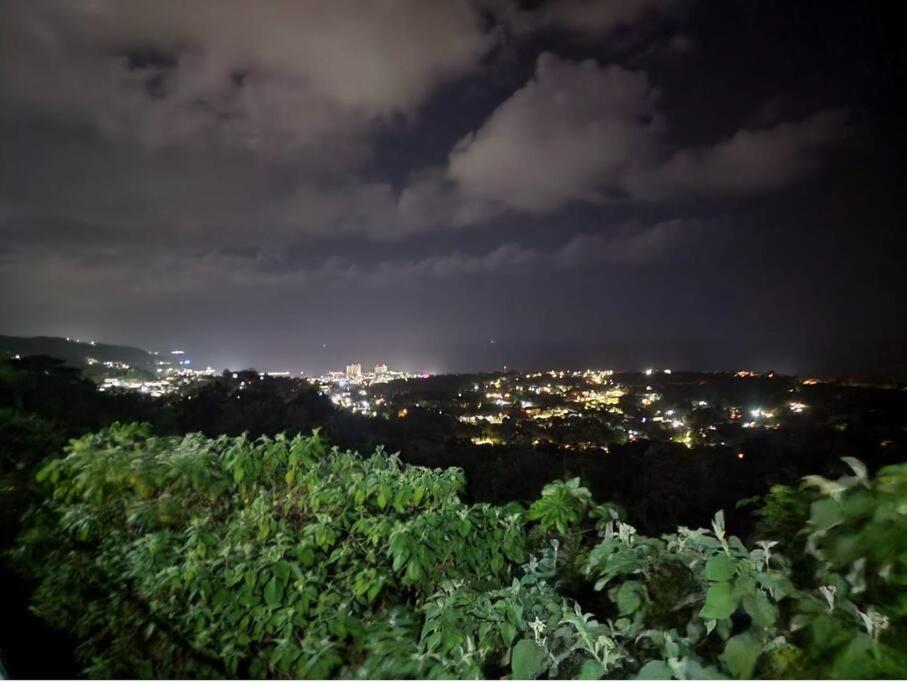 Villa La Rosa With Spectacular View Of Ocho Rios Eksteriør billede